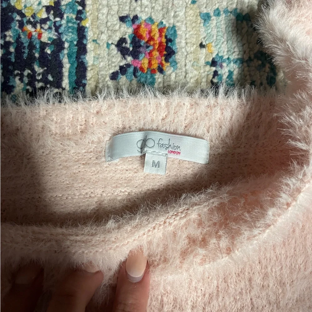 Fluffy top bundle - Picture 2 of 3